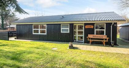 6 Person Holiday Home in Ansager