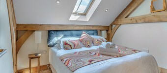 Y Llaethdy - UK49916