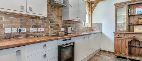 Lave-vaisselle, chaise haute