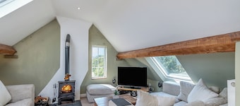 2 bedroom accommodation in Angle, near Pembroke