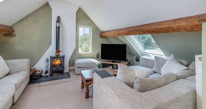 2 bedroom accommodation in Angle, near Pembroke