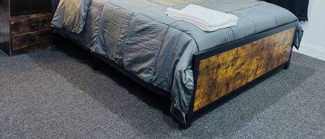 1 bedroom, iron/ironing board, WiFi