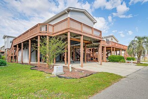 Exterior - Walk to Surfside Beach: Home w/ Pool Access (Surfside Beach)