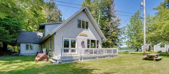 Dock + Kayaks: Annabessacook Lake Retreat!