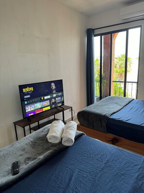 2 Schlafzimmer, BĂŒgeleisen/BĂŒgelbrett, WLAN, BettwĂ€sche