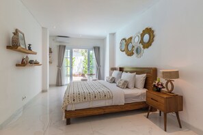 Villa Luxe, 3 chambres, piscine privée | Fer et planche à repasser, Wi-Fi gratuit