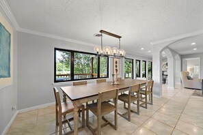 Dining - Waterfront Oasis with Pool, Fire Pit & Dock (Kemah Area)