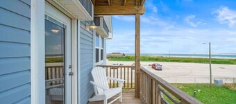 Fisherman`s Dream: Game Room & Walk to Beach