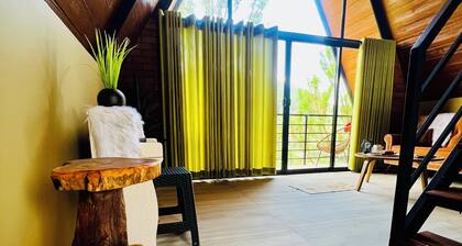 The Bellmount Cottage Bandarawela
A charming cottage in a secluded hill top