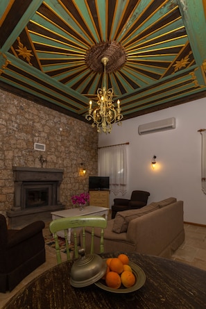 Comfort Suite, Garden View | Premium bedding, minibar, free WiFi, bed sheets - guesthouse by west (Datca)