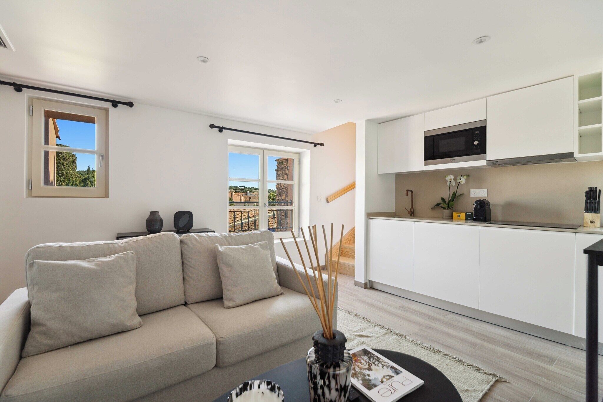 智能電視、 辦公室