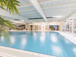 Indendørs pool