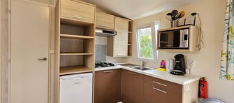 Tiny house 6B by pond - ideal for expats, entrepreneurs & nature lovers