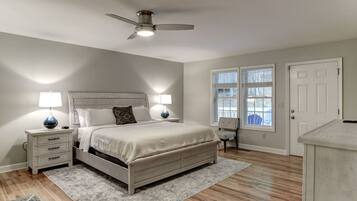 5 bedrooms, iron/ironing board, free WiFi, bed sheets