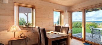Appartement 'Do-Mizil' met privéterras, privétuin en Wi-Fi