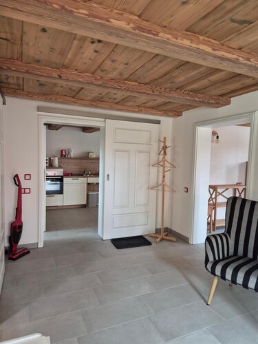 Holiday Apartment 'Lausche' with Private Terrace and Wi-Fi