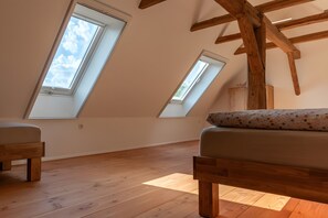 2 quartos, Wi-Fi de cortesia, roupa de cama