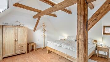 2 bedrooms, free WiFi, bed sheets