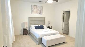 3 bedrooms, iron/ironing board, travel crib, WiFi (free)