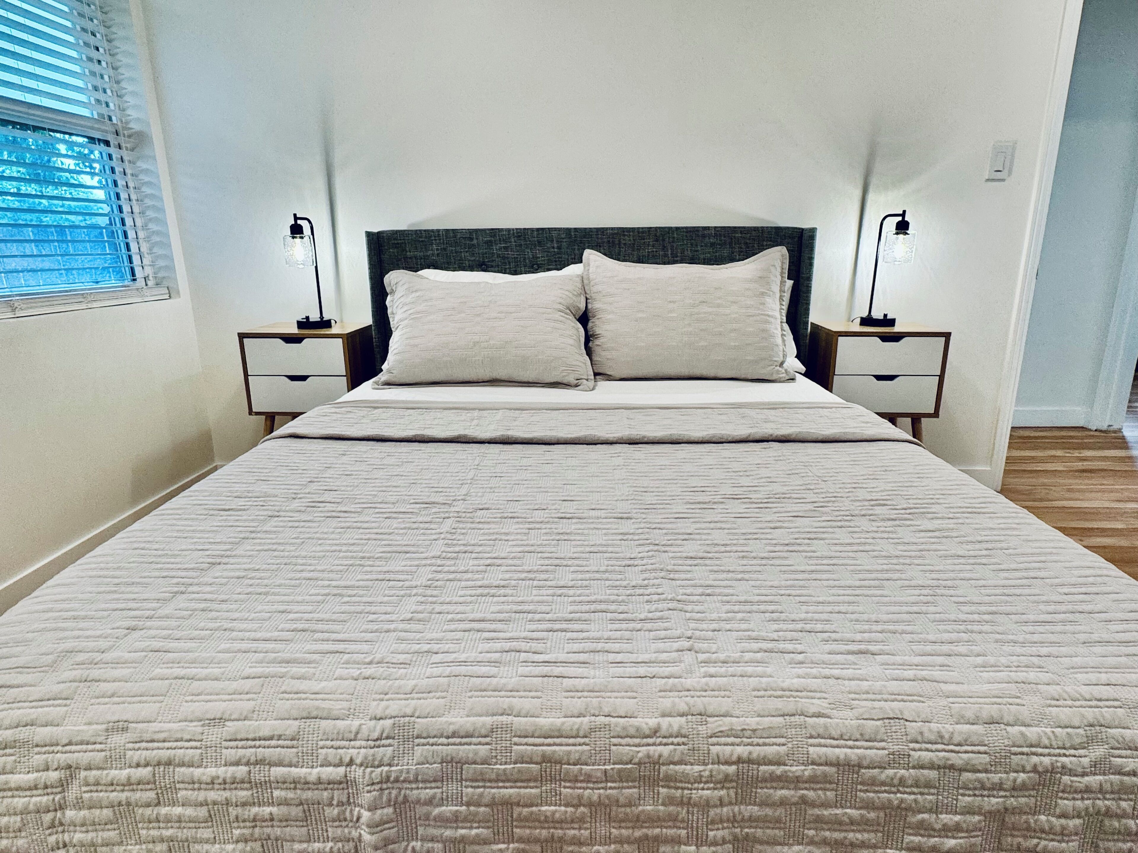 3 bedrooms, desk, iron/ironing board, free WiFi