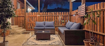 3BR Family Home • W/D, Parking, BBQ, Backyard & Premium Comfort