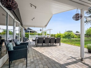 Outdoor dining - "Helin" - 800m from the sea by Interhome (Rødby)