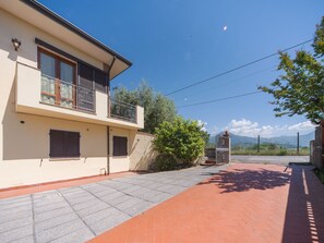 Property grounds - appartamento Marcella by Interhome (Marina Pietrasanta)