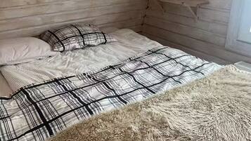 1 chambre, fer et planche Ă repasser, Wi-Fi, draps fournis