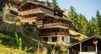 4-Bedroom Alpine Chic Escape at Chalet Mouton in Saas-Fee!