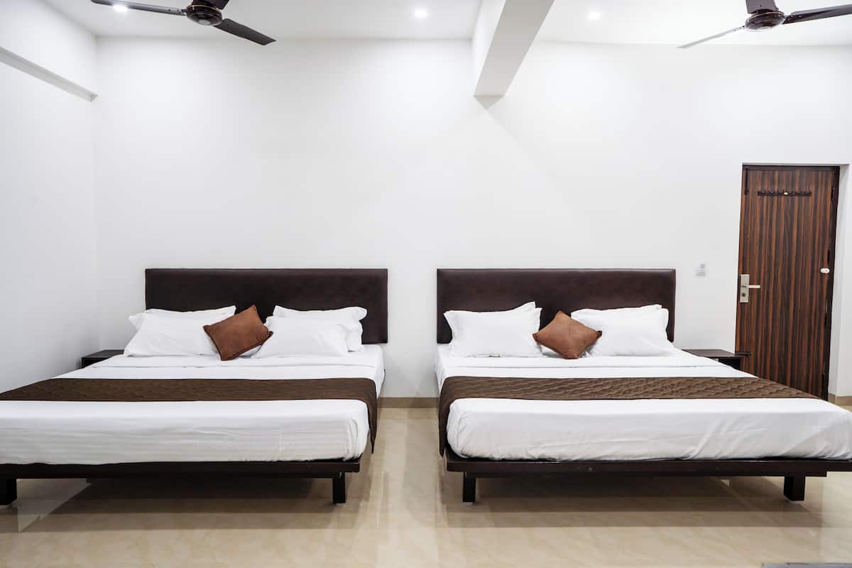 Family Suite, Balcony, City View