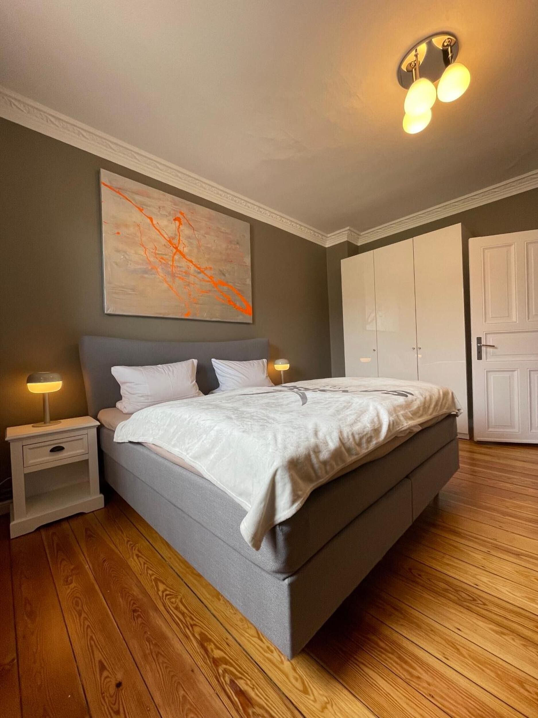 2 chambres, fer et planche à repasser, Wi-Fi gratuit, draps fournis