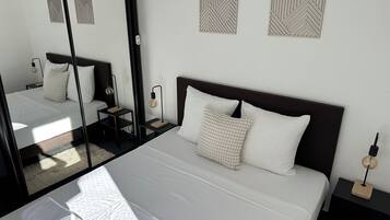 3 chambres, lit parapluie, Wi-Fi gratuit, draps fournis