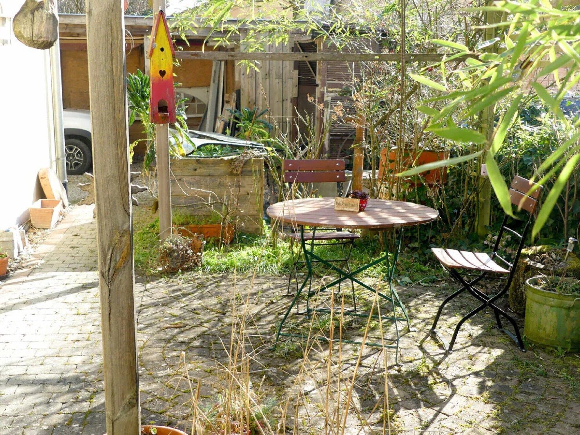 屋外ダイニングエリア