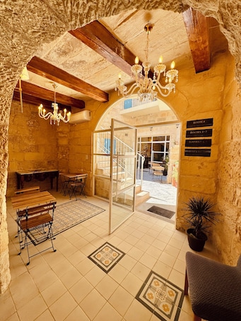 Interior. Kappella Boutique - Room 7