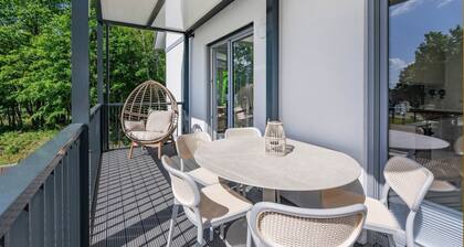 Modern vacation apartment in Kölpinsee with balcony, within walking distance of the beach & lake