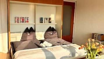 1 bedroom, free WiFi, bed sheets