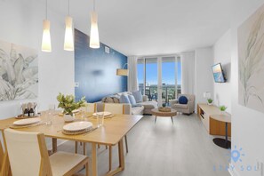 TV, offices - Balcony with Infinite Views - Poolside Comfort (Hallandale Beach)