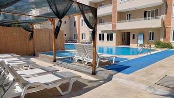 Piscina externa