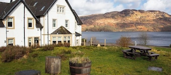 Scott Cottage - Luxury in the heart of Loch Lomond & The Trossachs