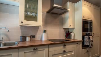 Microwave, oven, dishwasher