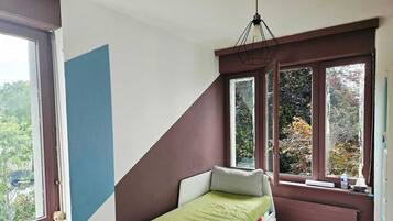 5 chambres, fer et planche Ă repasser, Wi-Fi, draps fournis