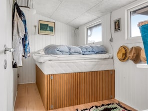 2 bedrooms, internet