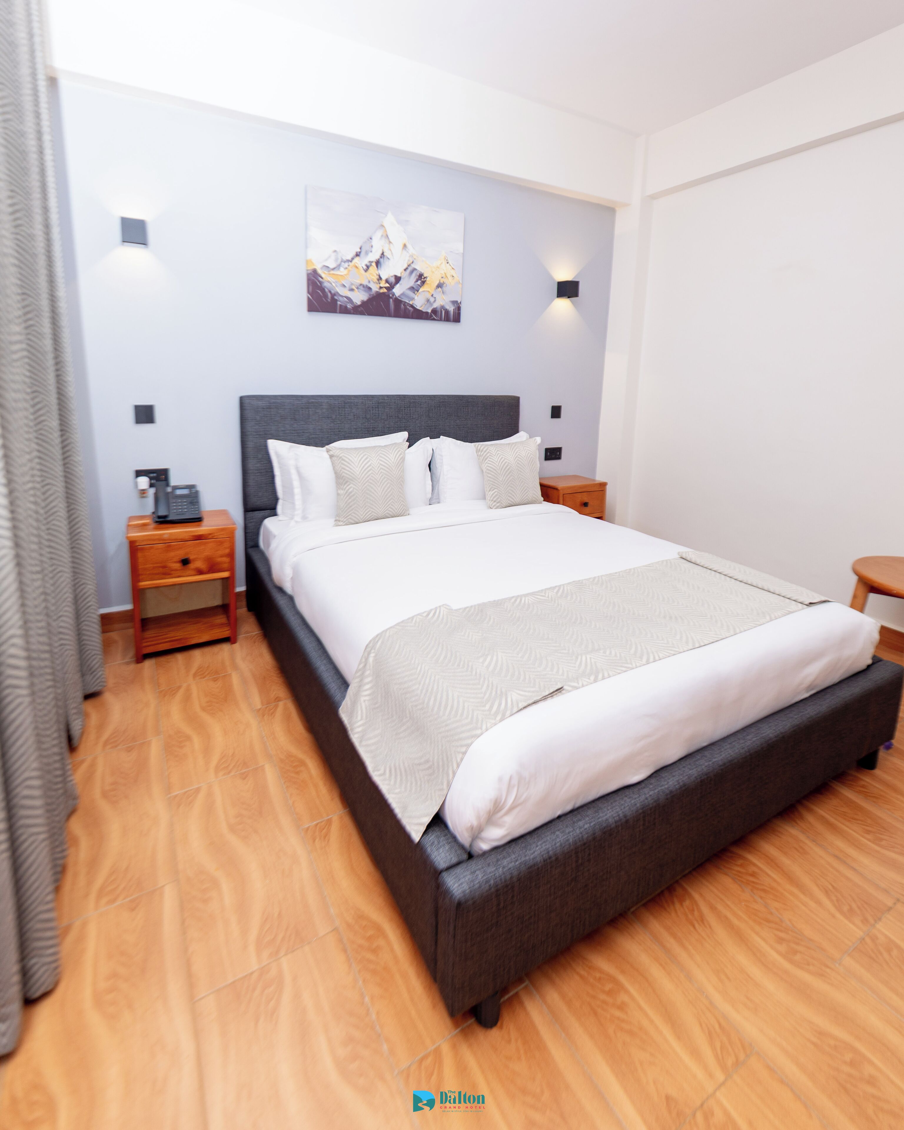 Suite – standard | Memory foam-senger, safe på rommet og skrivebord