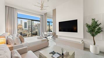 Iron/ironing board, travel cot, free WiFi, bed sheets