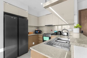 Interior - Stunning 3BR Unobstructed Burj Khalifa View (Dubai)