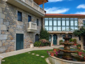 Front of property - APARTAMENTOS RIO SIL (Bolmente)