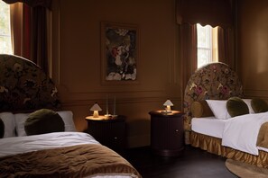 Iron/ironing board, travel cot, free WiFi, bed sheets