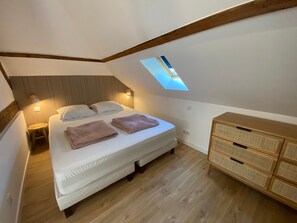 2 bedrooms