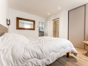 3 bedrooms, free WiFi - 125m² Villa with Heated Pool, 3 Bedrooms, Terrace in La Flotte (La Flotte)