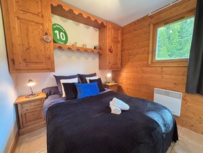 2 bedrooms, free WiFi - Charming 3-room apartment in Méribel Village with parking and WIFI (Méribel)